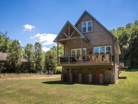 23-23_CreeksideSplendor