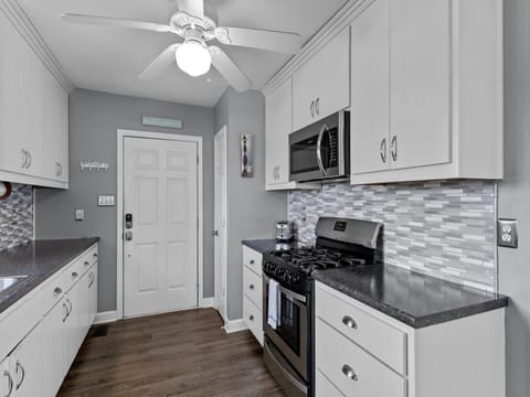 Updated Kitchen w/ Stainless Steel Appliances