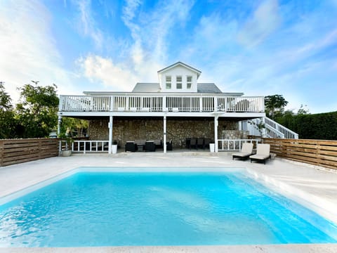 Welcome to Bahama Mama!  Our new heated private pool.