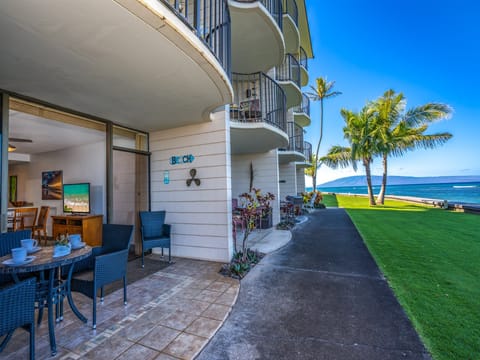 Spacious private lanai