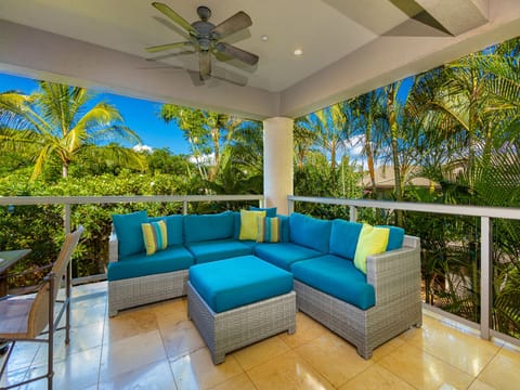 Lounge on the lanai and enjoy the Maui breeze!