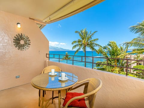 Alfresco Dining with Views