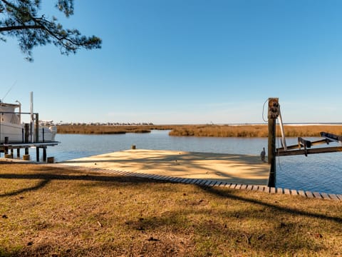 Bayfront Bungalow Dauphin Island Beach Rentals