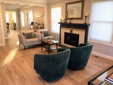 Living Room with Gas Fireplace