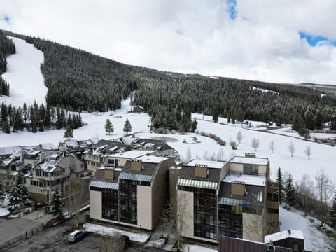 Aerial views of Wheeler House with views of Copper Mountain ski slopes.