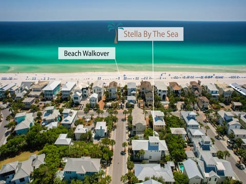 Stella by the Sea | Less than 5 Minutes to the Beach Walkover