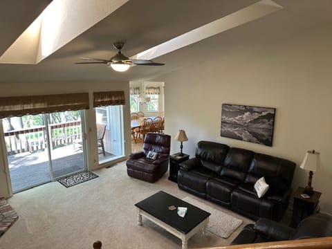 Living room. Pine Mountain Lake Vacation Rental "The Gathering Place" - Unit 3 Lot 90.