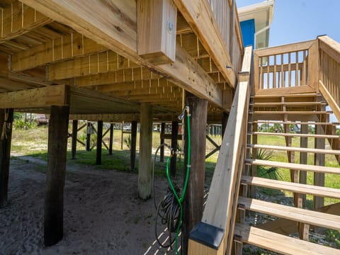 Boa Vista Outdoor Shower