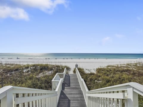 Seaside Serenity | Beach Access  | 1 Minute walk