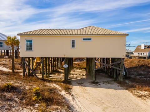 040 Coconut Breeze Dauphin Island Alabama