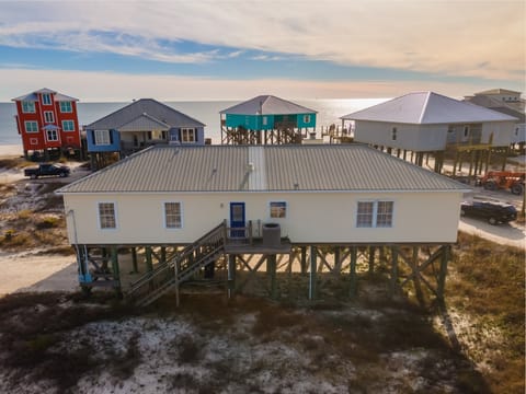 001 Coconut Breeze Elevated Dauphin Island Beach House