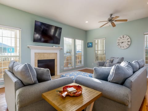 004 Coconut Breeze Living Room Dauphin Island Beach House