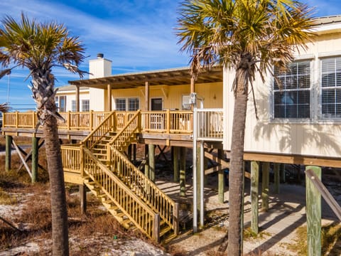 002 Coconut Breeze Dauphin Island Vacation Home