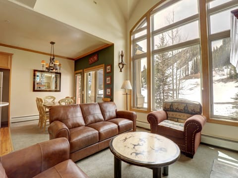 ER9 Elk Run 4 BD 4.5 BA