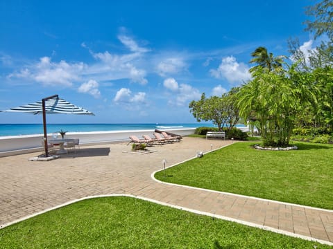 There are two beach gates offering you direct beach access