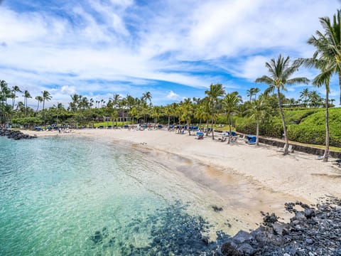 Mauna Lani Beach Club