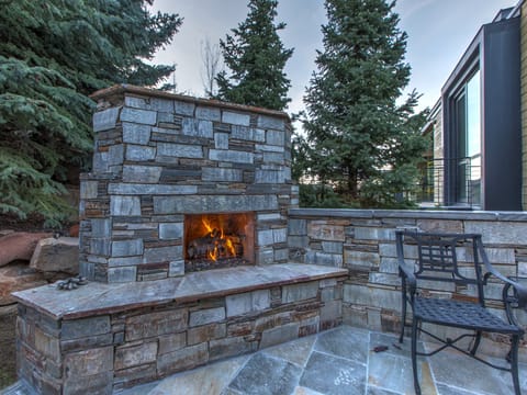 Outdoor Fireplace!