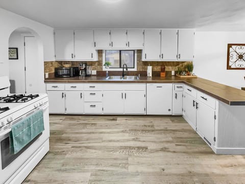 Spacious kitchen for meal prep, enjoying friends and family