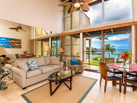 Livingroom with ocean outside