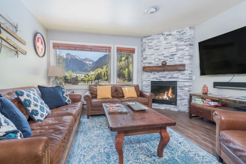 Stylish living area with fireplace!