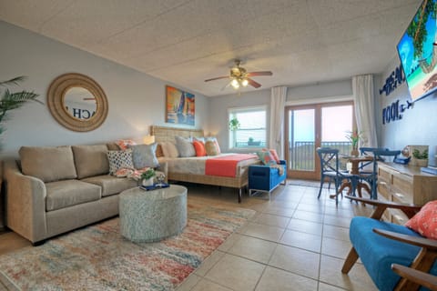 Experience coastal bliss at Seaside Escape in Port Aransas!