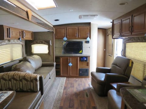 Timber Ridge Travel Trailer:  For delivery and Pick-Up only Towable trailer in Folsom