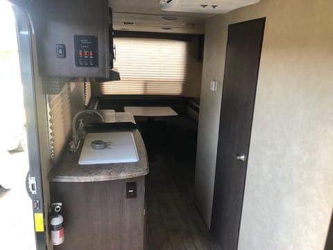 2018 Forest River Sonoma Mountain  Towable trailer in Dover