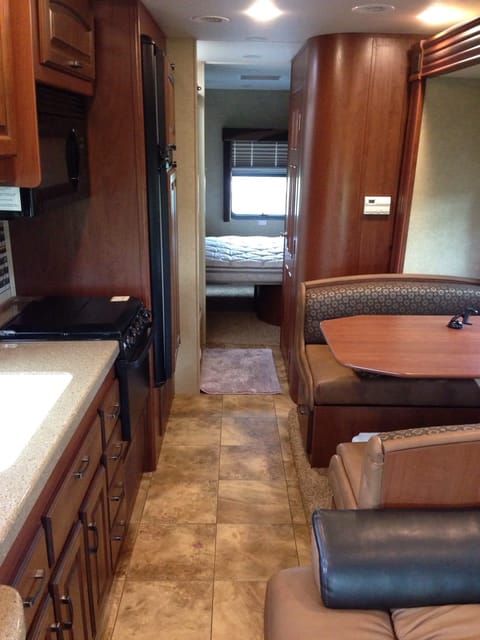 Beautiful class C RV Drivable vehicle in Missoula