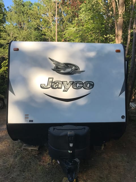 Luxury 2016 Jayco 23bhm Towable trailer in Wake Forest