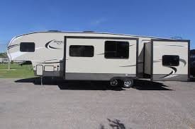 Ultimate 5th Wheel Bunkhouse Disney FW Cabana Club Towable trailer in Plant City