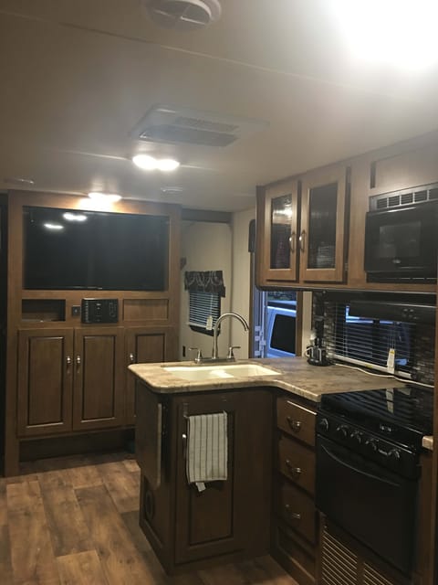 Have fun with my RV! Towable trailer in Lake Stevens