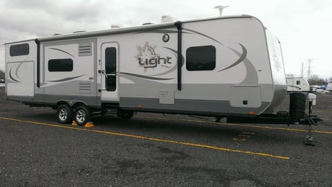 2014 Open Range Light 308BHS Towable trailer in Niceville