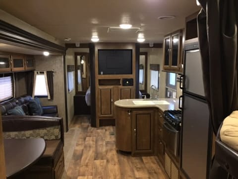Are you ready for a family get a way that will make memories for a lifetime? Towable trailer in Tennessee