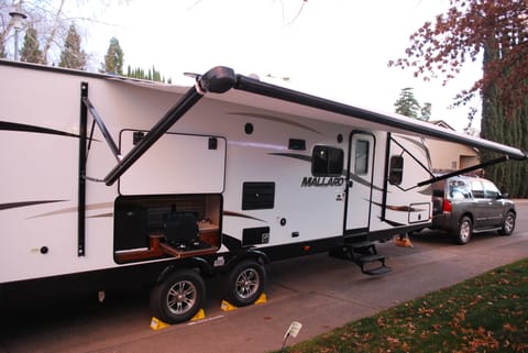Take the comforts of home to great outdoors! Towable trailer in Citrus Heights