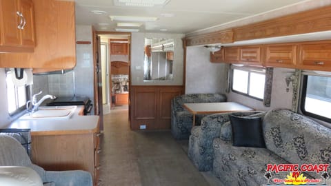 King's RV - Made for the open road! Fahrzeug in Atascadero
