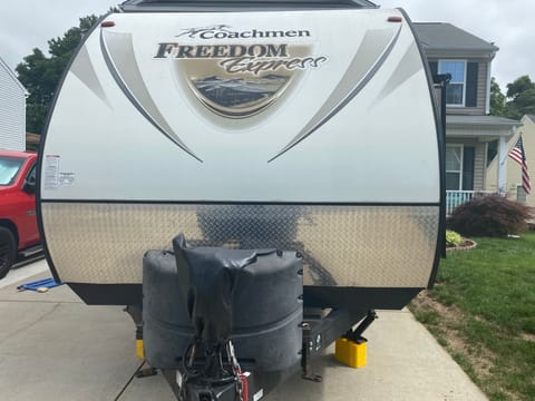 The Ideal travel trailer Remorque tractable in Burlington