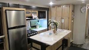 2018 Coachman 323bhds  (DELIVERY  AVAILABLE ) Rimorchio trainabile in Bryant