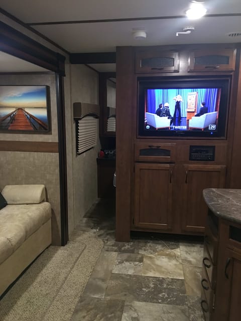 2016 Jayco Ultralight Towable trailer in Logan