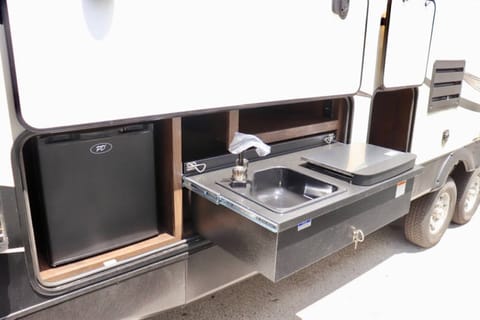 2018 Starcraft Telluride Towable trailer in Spring Hill