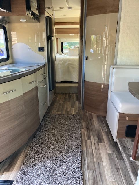 2017 winnebago view 24G Drivable vehicle in Upland