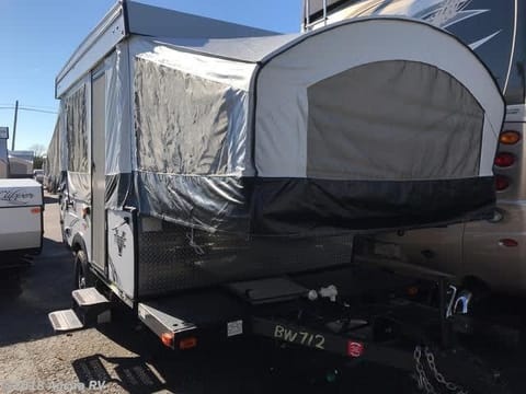 V-Trek Pop Up Camper Rimorchio trainabile in Utah