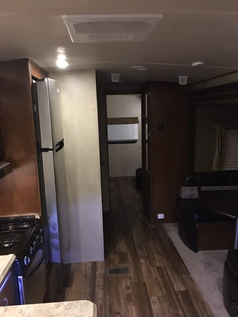2016 Forest river 308bhs Towable trailer in Crystal River
