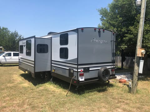 2019 Forest river Surveyor Towable trailer in Lake Lewisville