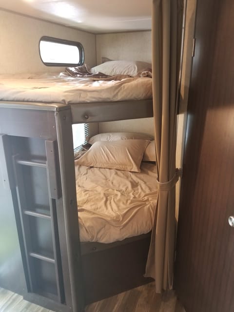 2017 Forest river Gray wolf 26 ckse Tráiler remolcable in Anchorage