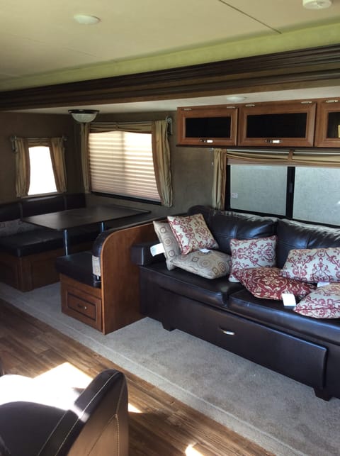 2016 Forest river 268rk-there of a Towable trailer in Richland