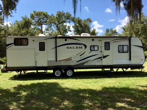 Large Bunkhouse-FREE NIGHT Towable trailer in Palm Coast
