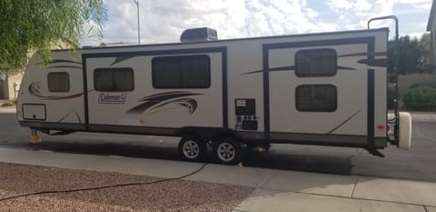 2014 Dutchman Coleman CTU313BH Towable trailer in Surprise