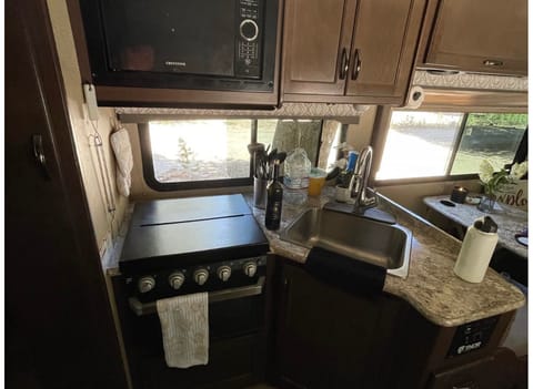 "Luxury Paws Retreat: Upscale Pet-Friendly RV Drivable vehicle in Lompoc