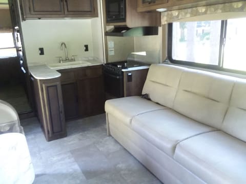 2019 Coachmen Freelander #2 Drivable vehicle in Jacksonville Beach