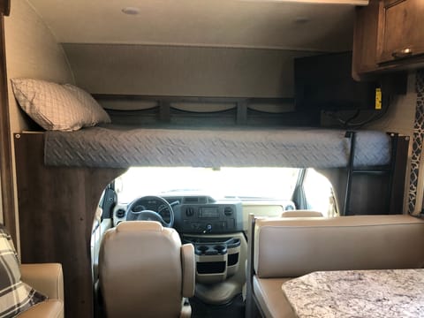 2019 Jayco Redhawk 31 XL Drivable vehicle in Pinellas Park